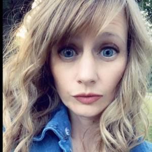 Meet your Posher, Marcia